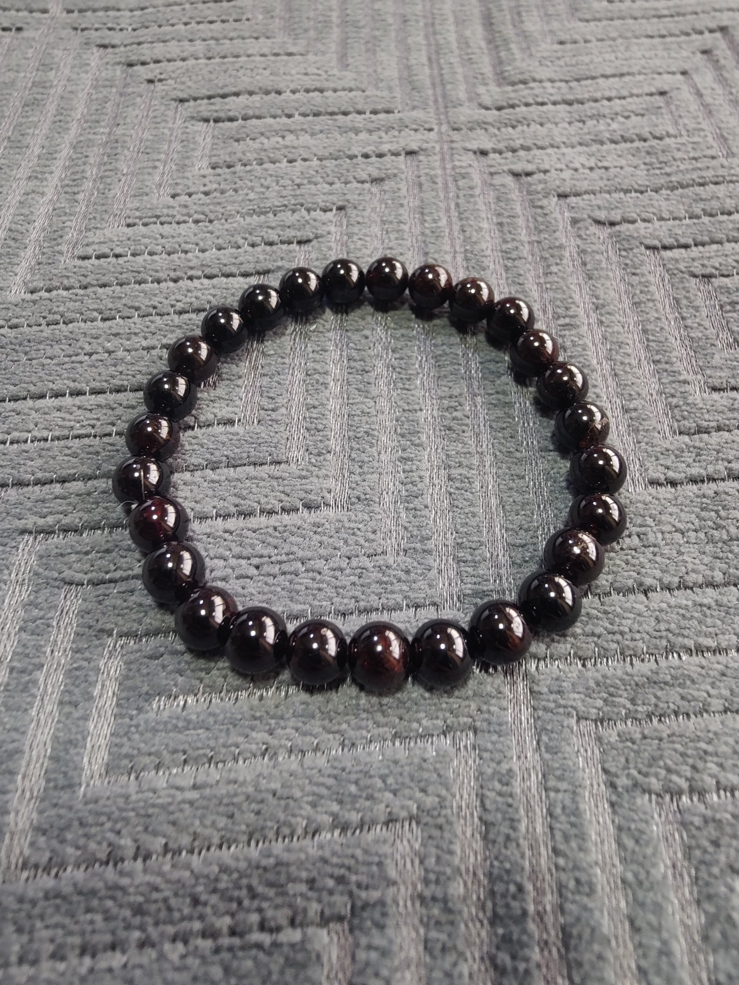 Enhance Passion and Intimacy with Garnet Bracelet (6mm)