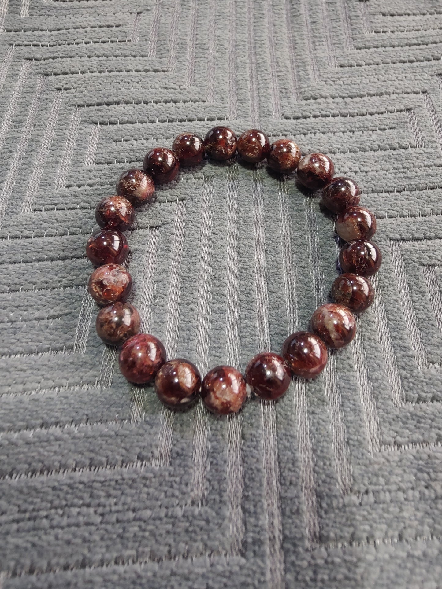 Enhance Passion and Intimacy with Garnet Bracelet (9mm)