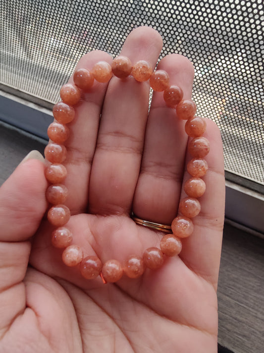 Boost Confidence and Vitality with Sunstone Bracelet